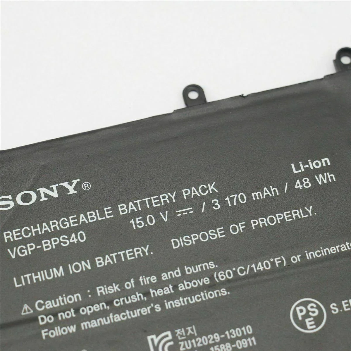 Original Sony VAIO SVF14N19SGB Laptop Battery BPS40 VGP-BPS40 3170mAh 4 Cells OneCart